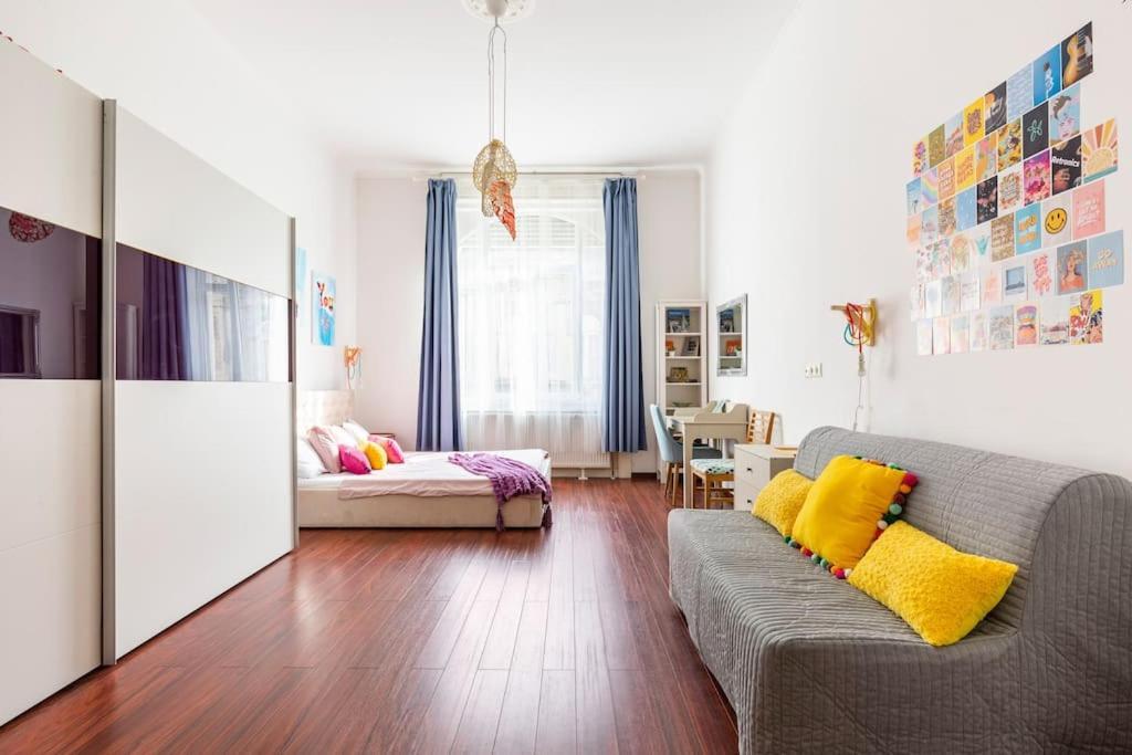 Annicku'S Stylish Budapest Apartment 외부 사진